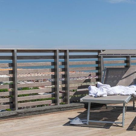 Kiss Beachfront Hotel & Restaurant Cervia Exterior foto