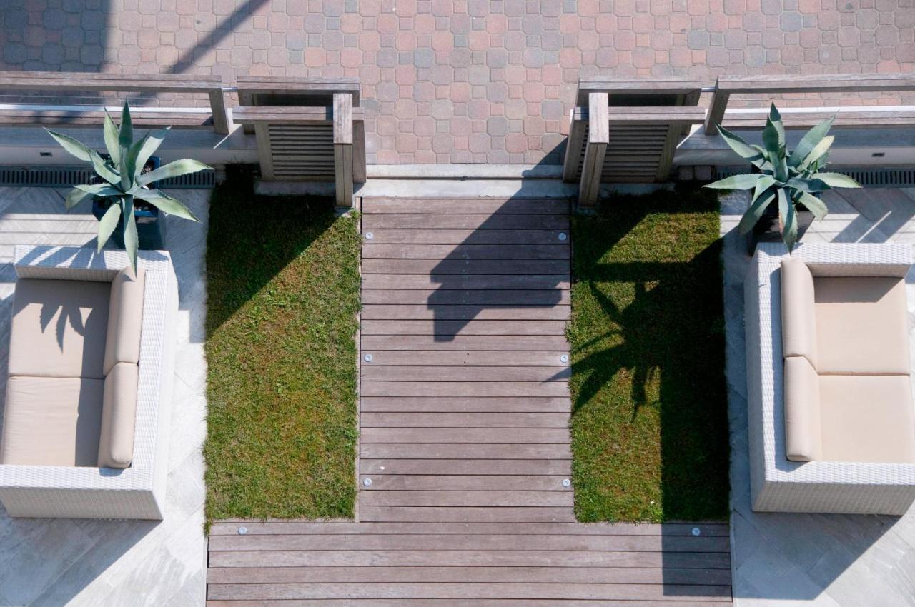Kiss Beachfront Hotel & Restaurant Cervia Exterior foto