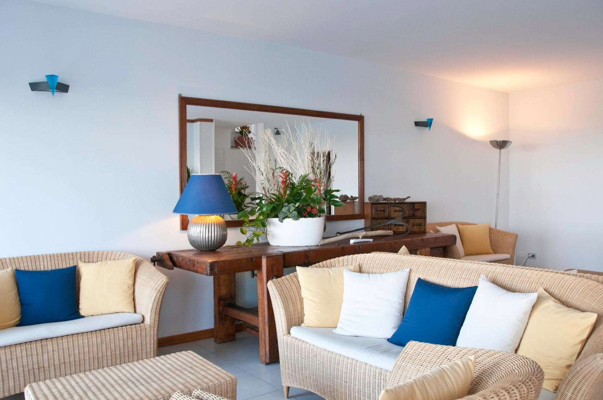 Kiss Beachfront Hotel & Restaurant Cervia Exterior foto