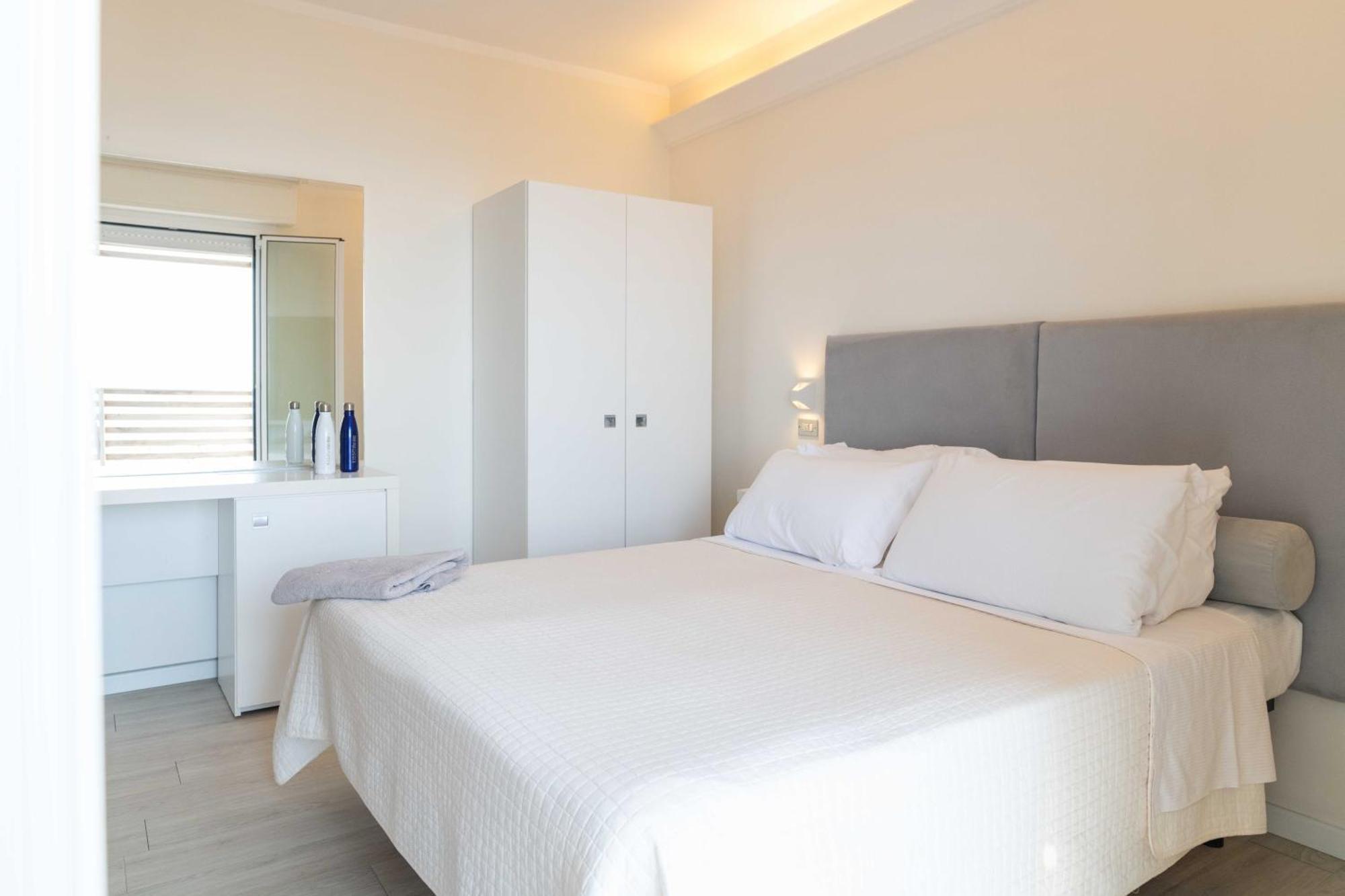 Kiss Beachfront Hotel & Restaurant Cervia Exterior foto